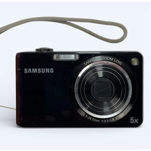 Samsung TL210 - 12.4 MP DualView Digital Camera With Battery and Data Cable